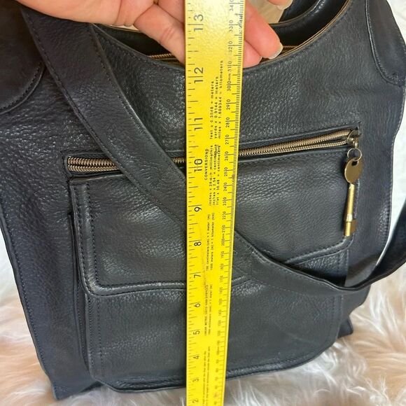 Fossil Vintage black pebbled leather bag saddle satchel classic key purse.    S - Picture 15 of 16